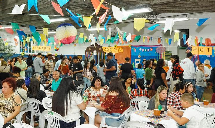 A temporada de festas juninas vai começar nos Centros de Atividades Educacionais e Comunitárias (Caecs) no Guarujá. Os festejos percorreram sete bairr
