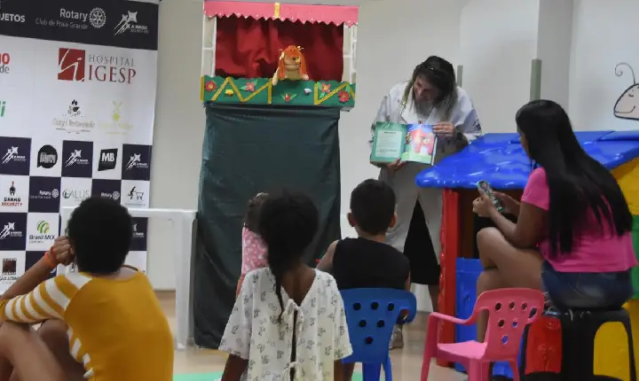 Ação de Páscoa diverte as crianças internadas no Hospital Irmã Dulce