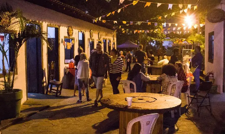 Acontece em São Vicente: Final de semana junino agita a cidade com quermesse, shows e cultura geek