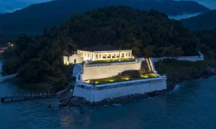 AGUAVIVA quer explicações sobre realização de festas na Fortaleza da Barra Grande