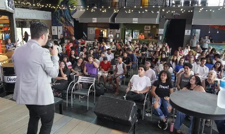 Arena Horizontes fomenta empreendedorismo para todas as idades, em Guarujá