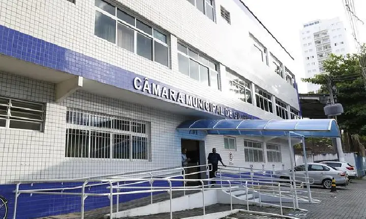 Câmara de Guarujá premia vencedoras de concurso de redação na próxima terça (10)