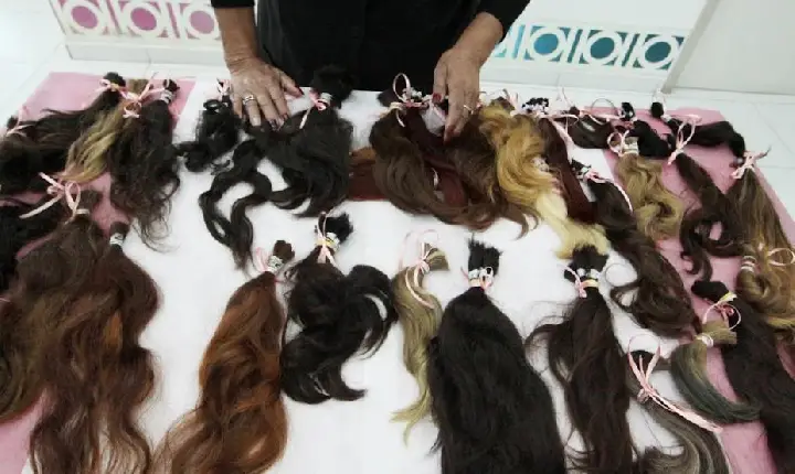 Campanha em Santos arrecada 240 mechas de cabelo para atender mulheres com câncer