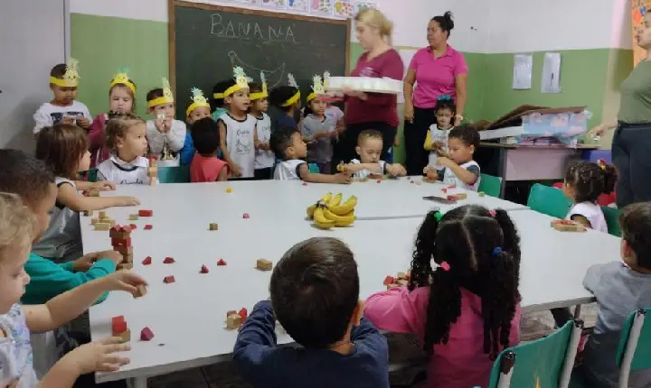 Eleição em creche vira salada mista, e eleitores vão às urnas na sexta-feira (21)