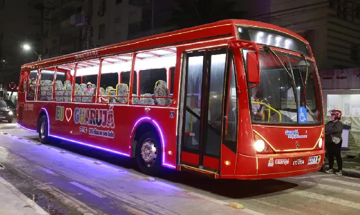 Em comemoração aos 88 anos, ônibus turístico  será gratuito nesta quinta (30) e sexta (1º)