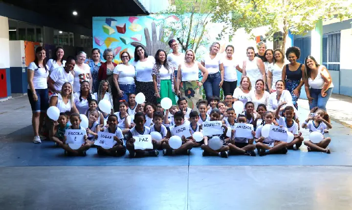E.M. Franklin Delano Roosevelt promove  acolhimento para pais e alunos