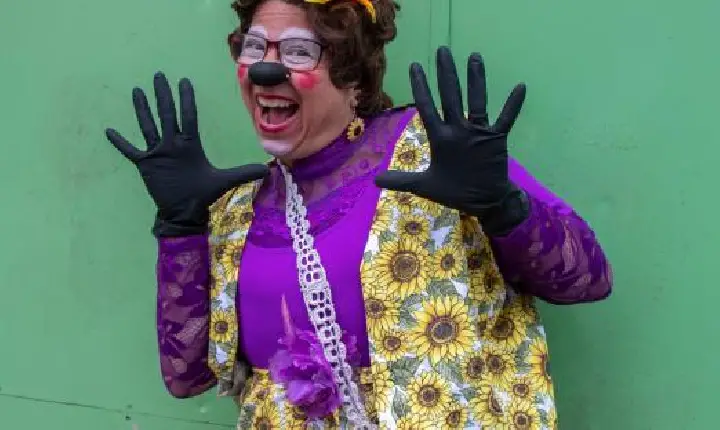 Encontro de Palhaces e Circenses oferece espetáculos, literatura e roda de conversa em vários pontos de Santos