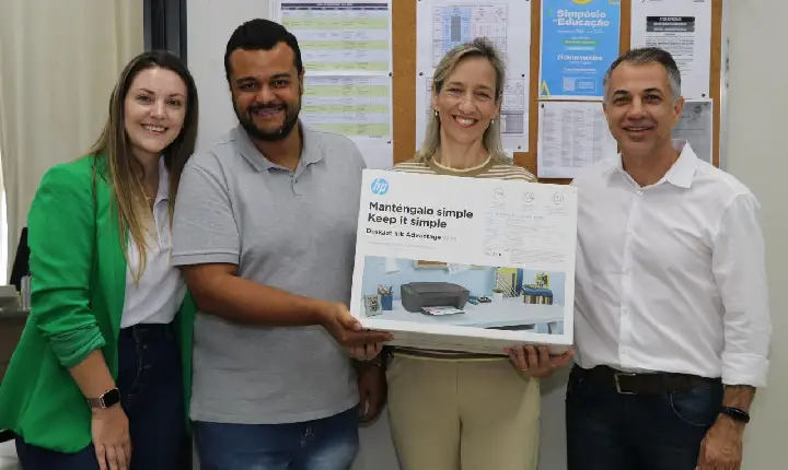 Escolas de Guarujá encerram programa ambiental  com reciclagem de 1.620 litros de óleo