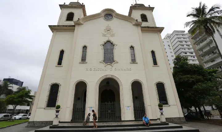 Festividade de Nossa Senhora de Fátima tem programação para o mês inteiro