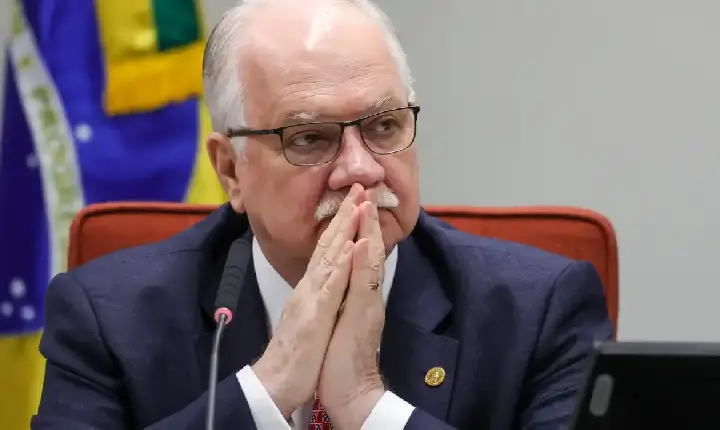 Filha de Fachin é alvo de agressões em universidade no Paraná