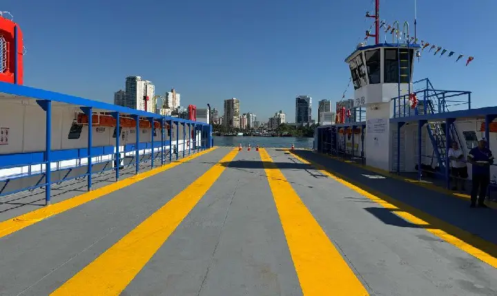 Governo de São Paulo entrega três embarcações reformadas para a Baixada Santista