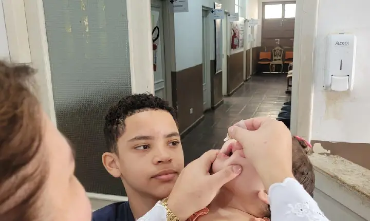 Guarujá aplica cerca de 5 mil doses no Dia “D” de vacinação