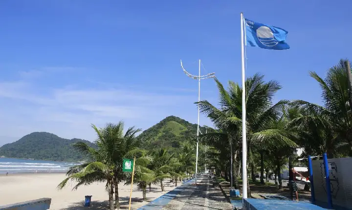 Guarujá é premiada com Bandeira Azul por 13 anos consecutivos