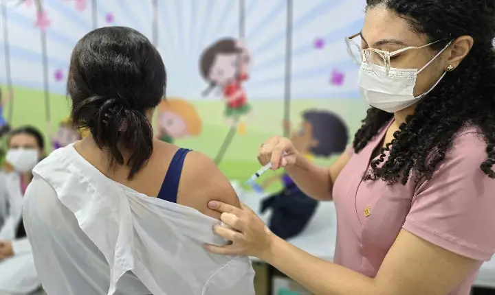 Guarujá inicia aplicação da vacina contra o Vírus Sincicial Respiratório (VSR) em gestantes