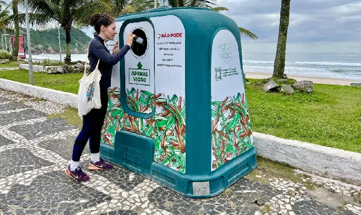Guarujá realiza 1ª coleta seletiva de vidro em 15 novos pontos de descarte