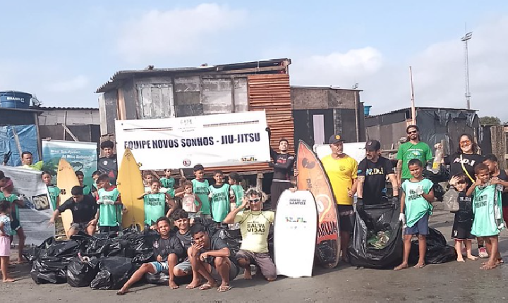 Guarujá realiza ação ambiental no Porto de Santos e retira mais de 1 tonelada de resíduos