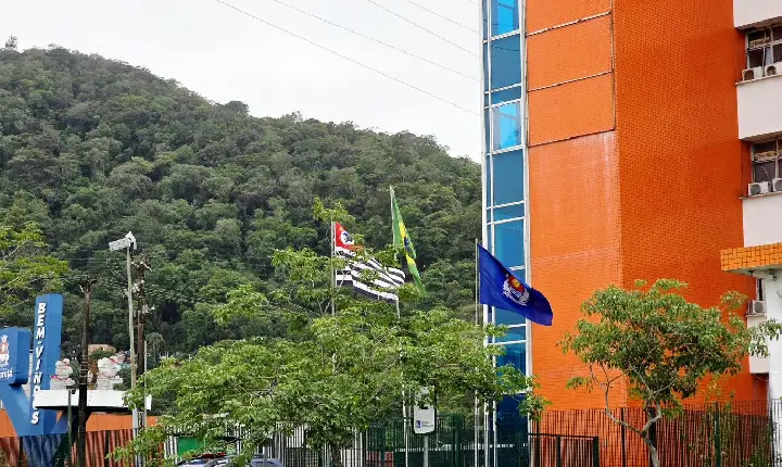 Guarujá realiza ação integrada em apoio à população em situação de rua