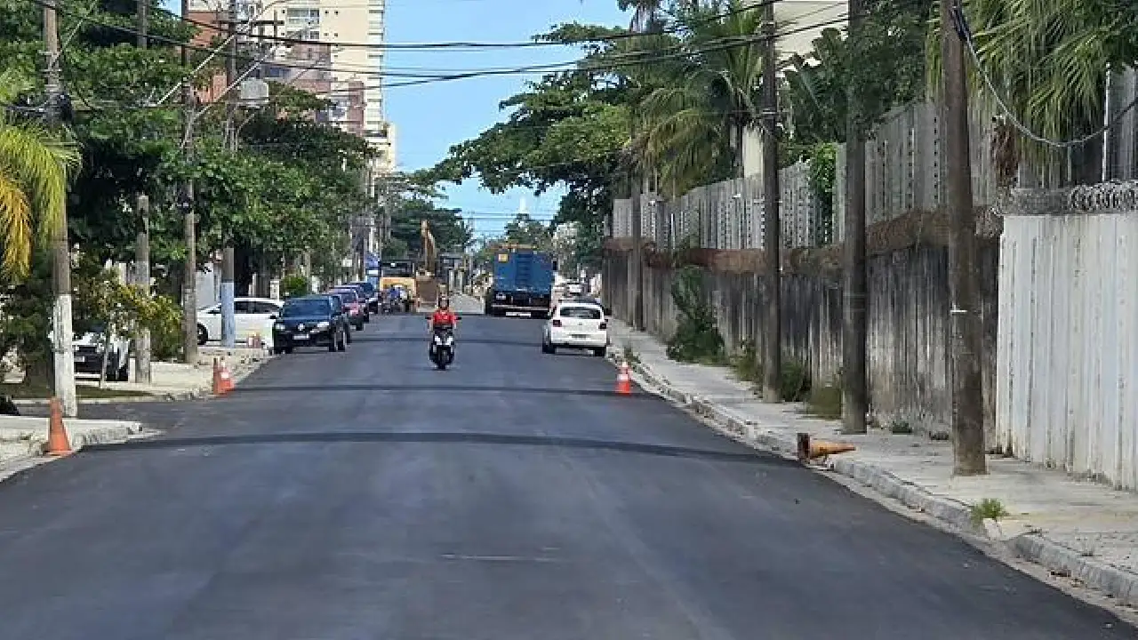 Guarujá tem 42 ruas pavimentadas em um ano e meio