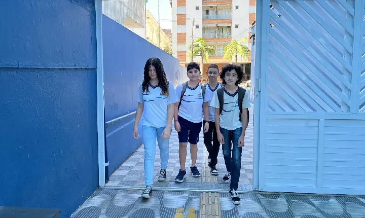 Guarujá volta às aulas com acolhimento e plano de metas