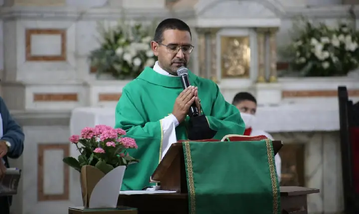 Igrejas de Guarujá preparam Festa de Nossa Senhora Aparecida