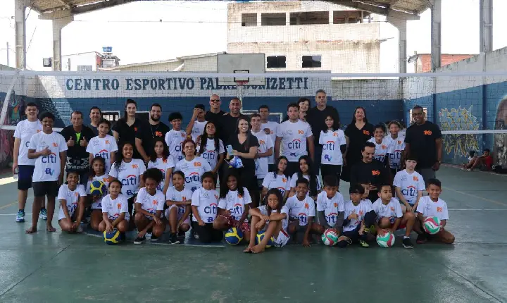 Instituto Serginho 10 inaugura Núcleo de  Voleibol e abre inscrições em Guarujá
