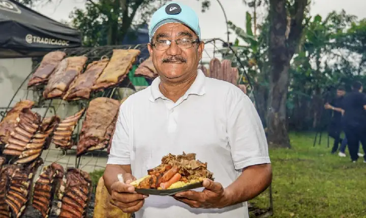 Mais de 8 mil pessoas participam do 1º Festival do Torresmo no Forte Itapema