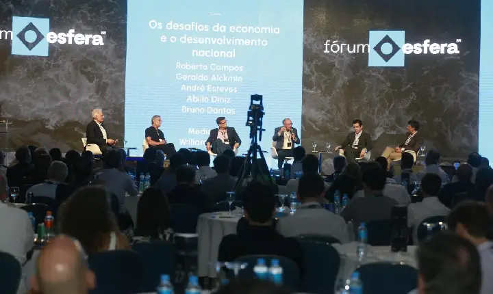 Mercadante, Dias Tóffolli e outras autoridades  federais participam de Fórum, em Guarujá