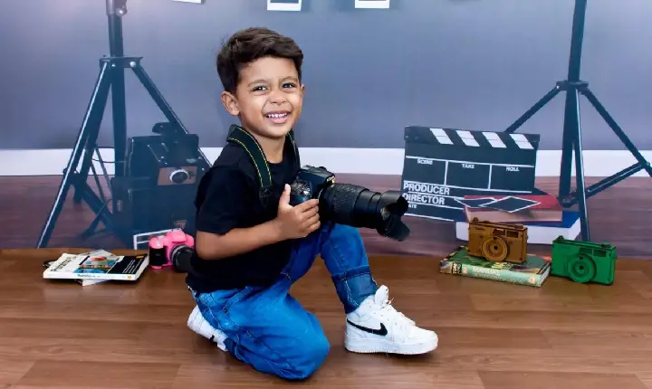 Neic Príncipe Herdeiro homenageia profissões