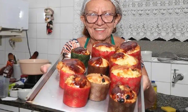 Oficina de panetone em Santos abre oportunidade de renda extra