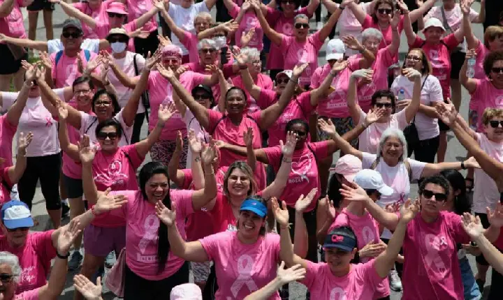 Outubro Rosa: Santos promove ampla conscientização sobre o diagnóstico precoce do câncer de mama