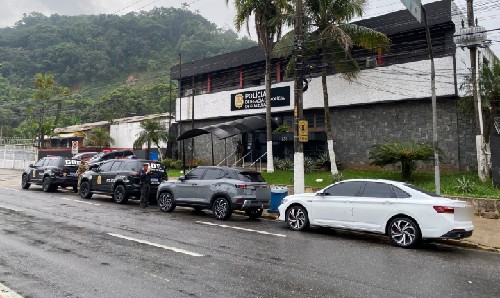 Polícia Civil prende 8 integrantes de quadrilha especializada em golpes contra idosos