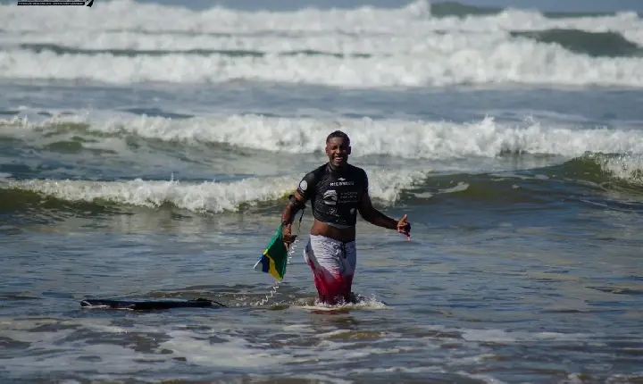 Praia do Tombo recebe 2ª etapa do Circuito  Paulista de Bodyboarding no domingo (13)