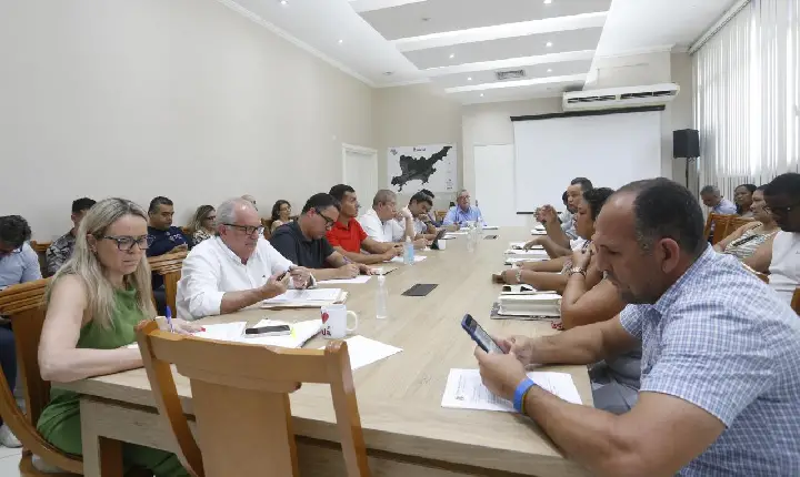 Prefeitura  de Guarujá recebe associações de bairros  para diálogo e definição de prioridades