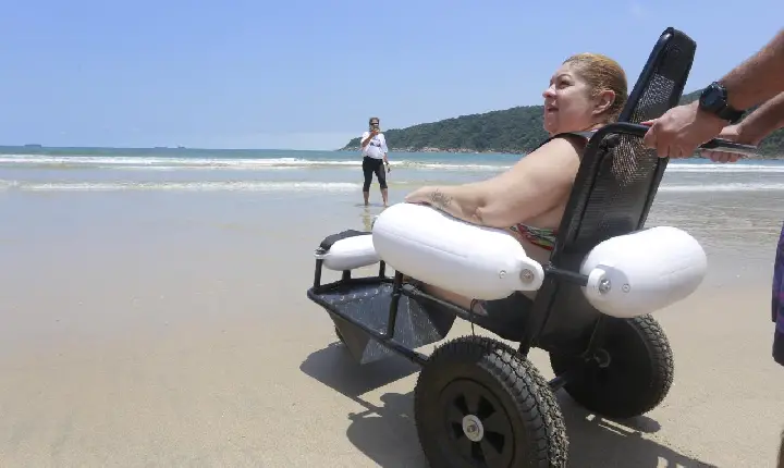 Programa Praia Acessível volta à Praia de Pitangueiras nesta terça-feira (3)