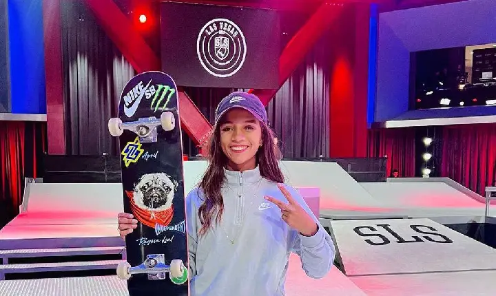 Rayssa Leal fatura título na etapa Las Vegas da Liga Mundial de skate