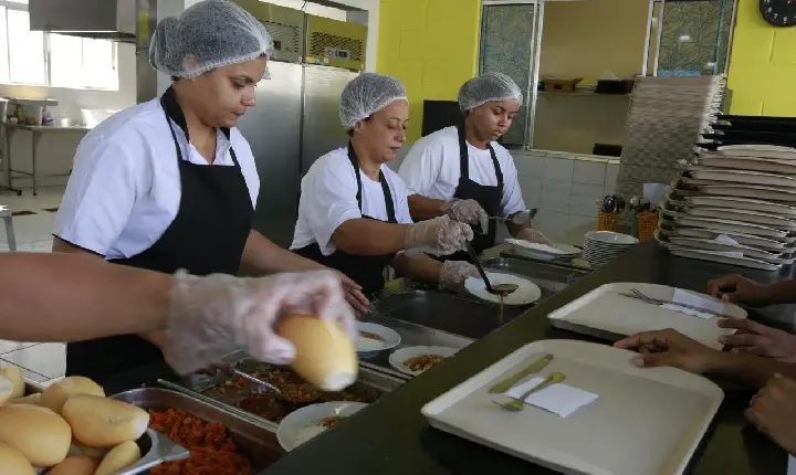 Restaurante Popular do Santo Antônio forneceu  125 mil refeições no primeiro semestre