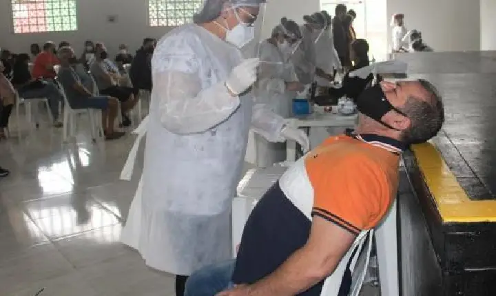 Santos altera locais de testagem contra a covid-19 a partir de segunda