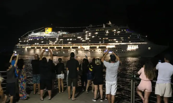 Santos bate recordes e consolida retomada do turismo na temporada 2024/2025