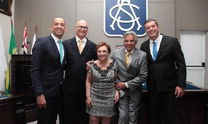 Santos dedica Medalha José Bonifácio a ex-prefeitos