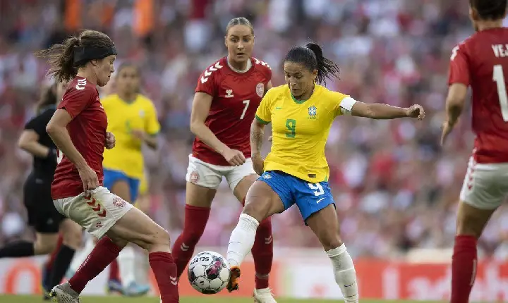 Seleção feminina perde para Dinamarca em primeiro amistoso na Europa
