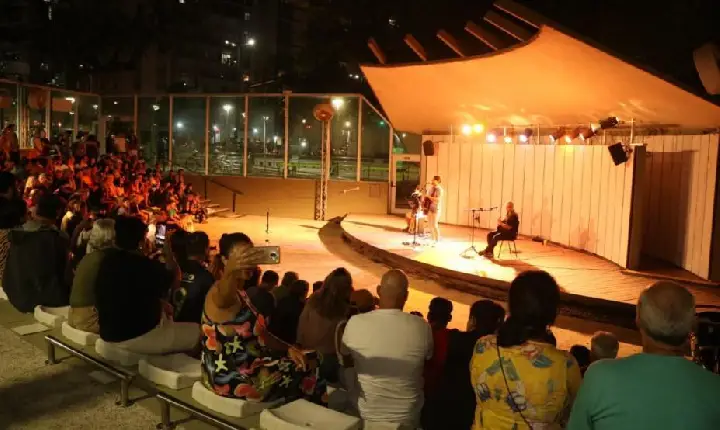 Shows do Santos Verão 2023 agitam palcos da Cidade