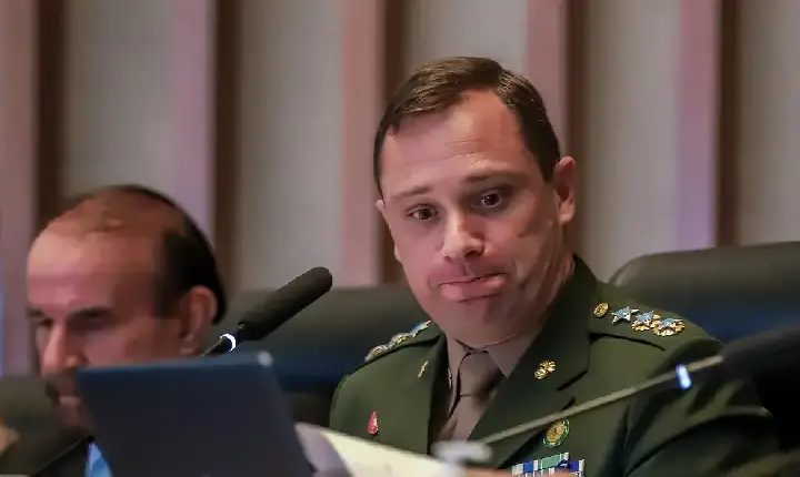 STF garante liberdade a Mauro Cid por delação premiada