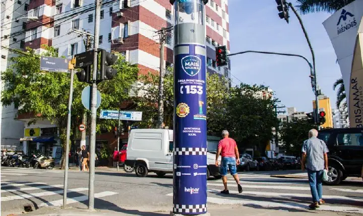 Totem flagra furto de fiação no Bitaru, em São Vicente, e GCM detém infratores