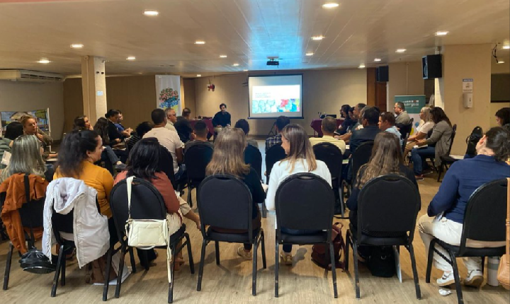 Treinamento da Neoenergia capacita educadores de Guarujá para inovar e inspirar na sala de aula!