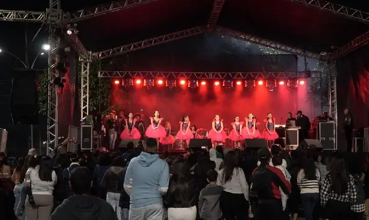 Último fim de semana para curtir o  “Guarujá Julino” na Praça das Bandeiras