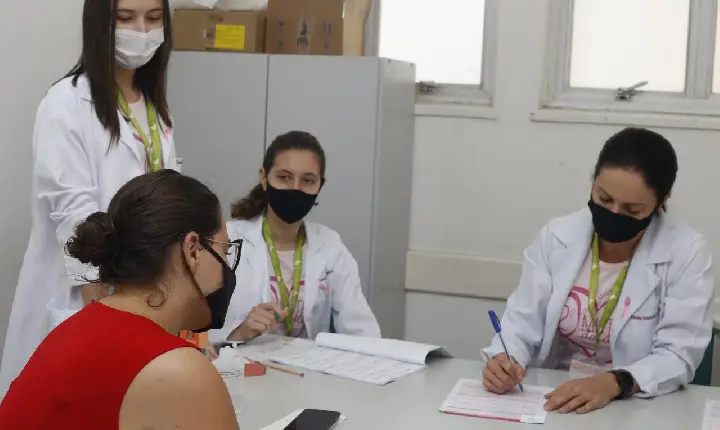 Usafas de Guarujá abrem em período noturno, às quintas-feiras, para coleta de preventivo