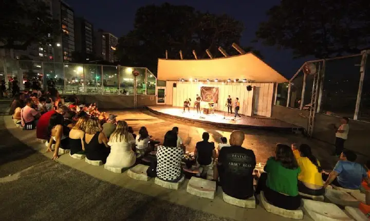 Viva + Rock agita público e debate criatividade na Concha Acústica em Santos