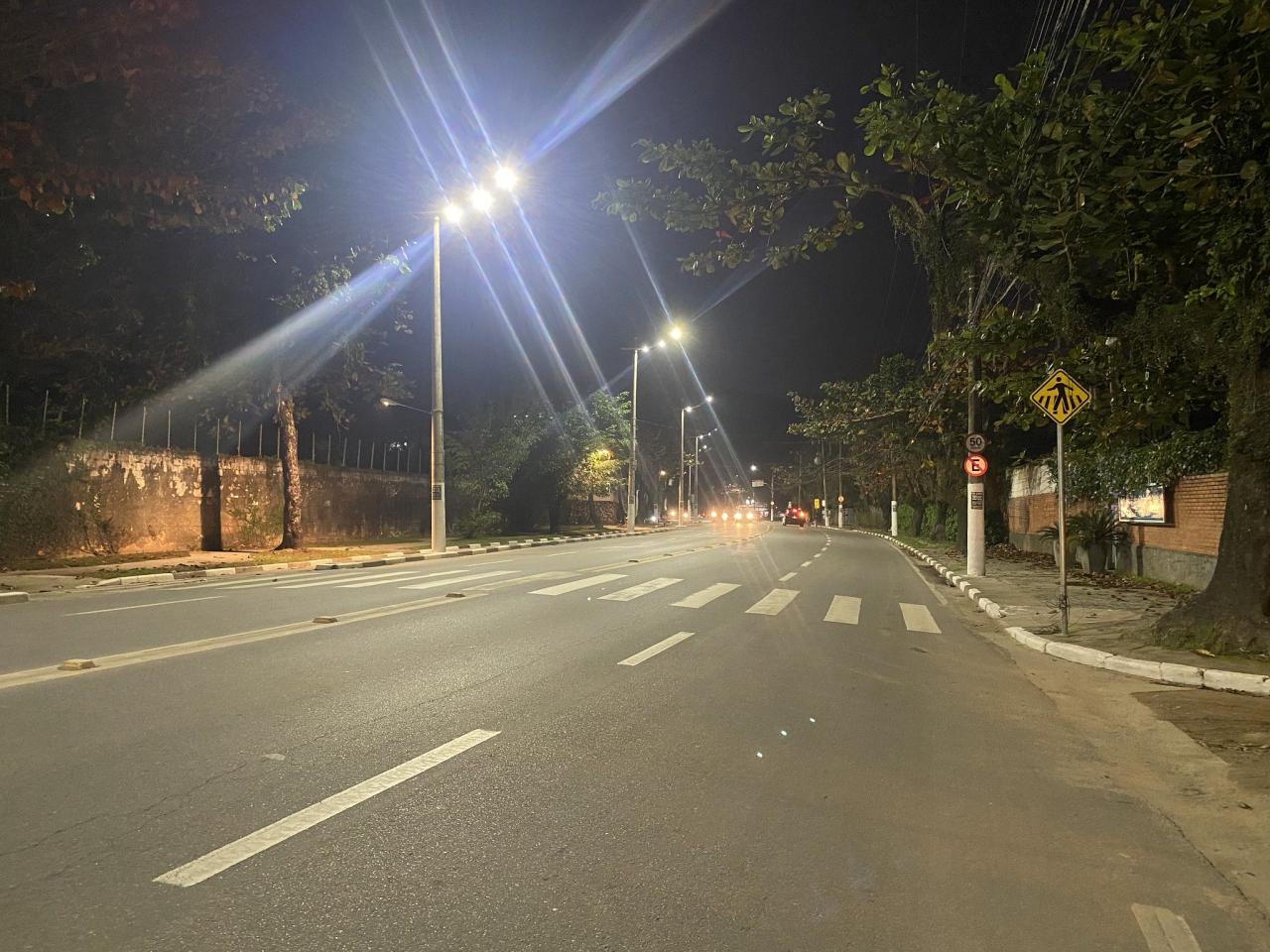 Guarujá instala mais 385 novos pontos de iluminação de LED nos bairros