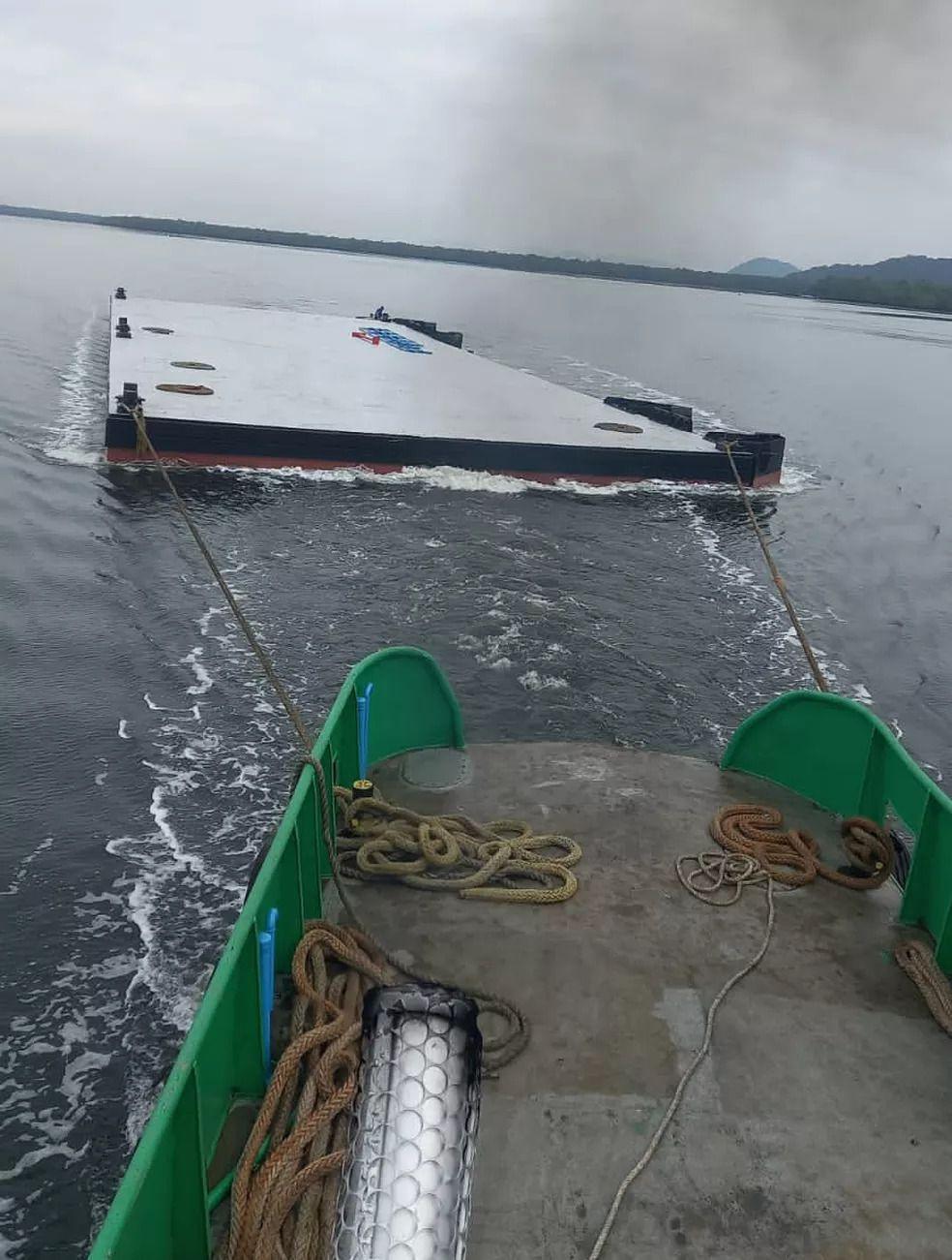 Novo flutuante será instalado na travessia de balsas entre Bertioga e Guarujá