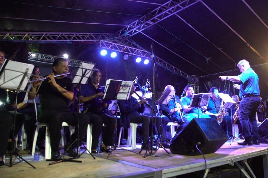 Banda Voluntários da Reserva Militar emociona público em apresentação no Festival da Primavera